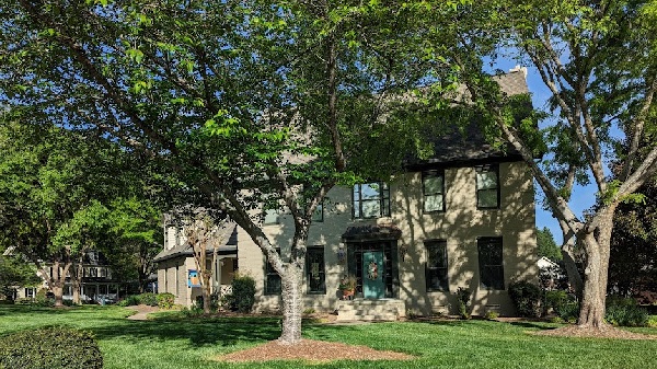 202 River Walk Court